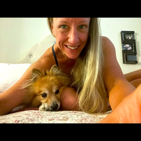 Meet your Posher, Desiree - Picture 1 of 1